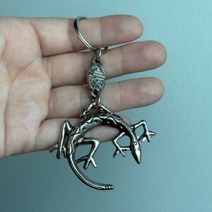 Vintage Lizard Vallarta Mexico Souvenir Chrome Keychain